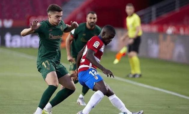 了球迷们和 了球迷们和