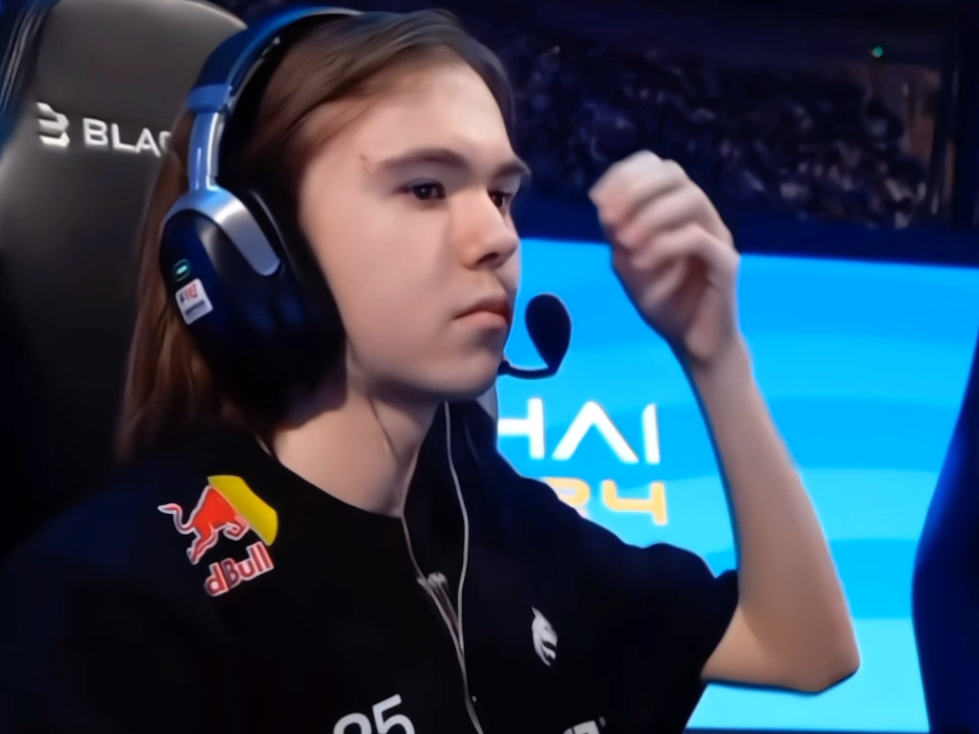 即便偶尔手 即便偶尔手