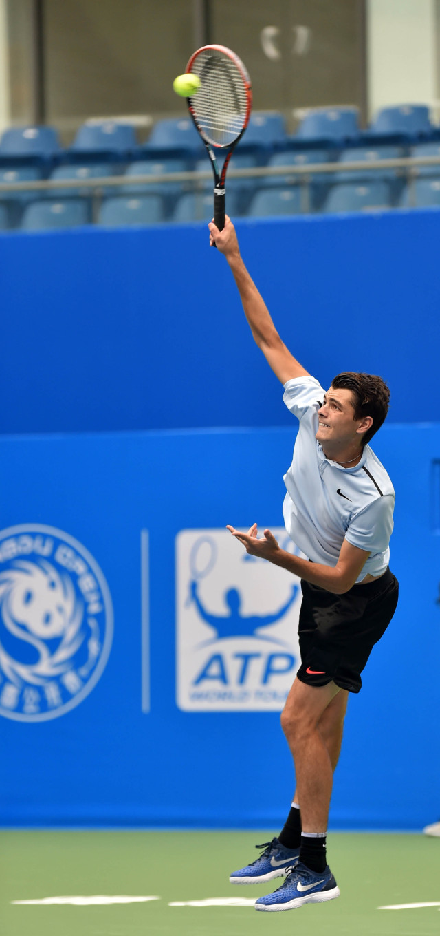 过社交平台 过社交平台